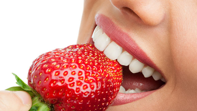 Do DIY Teeth Whitening Methods Really Work?